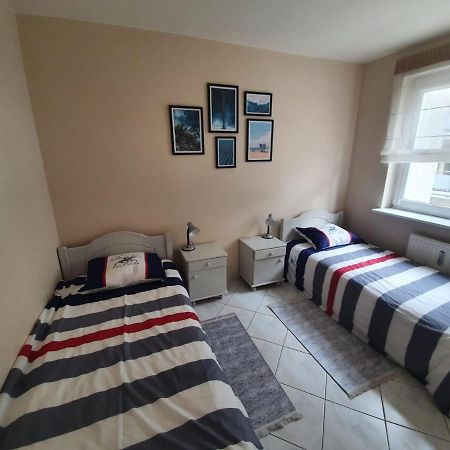 Apartament Koala Kolobrzeg, 50 M Do Plazy, Garaz-Po Wczesniejszej Rezerwacji U Wlascicieli, Wifi, Mile Widziane Czworonogi Exterior foto