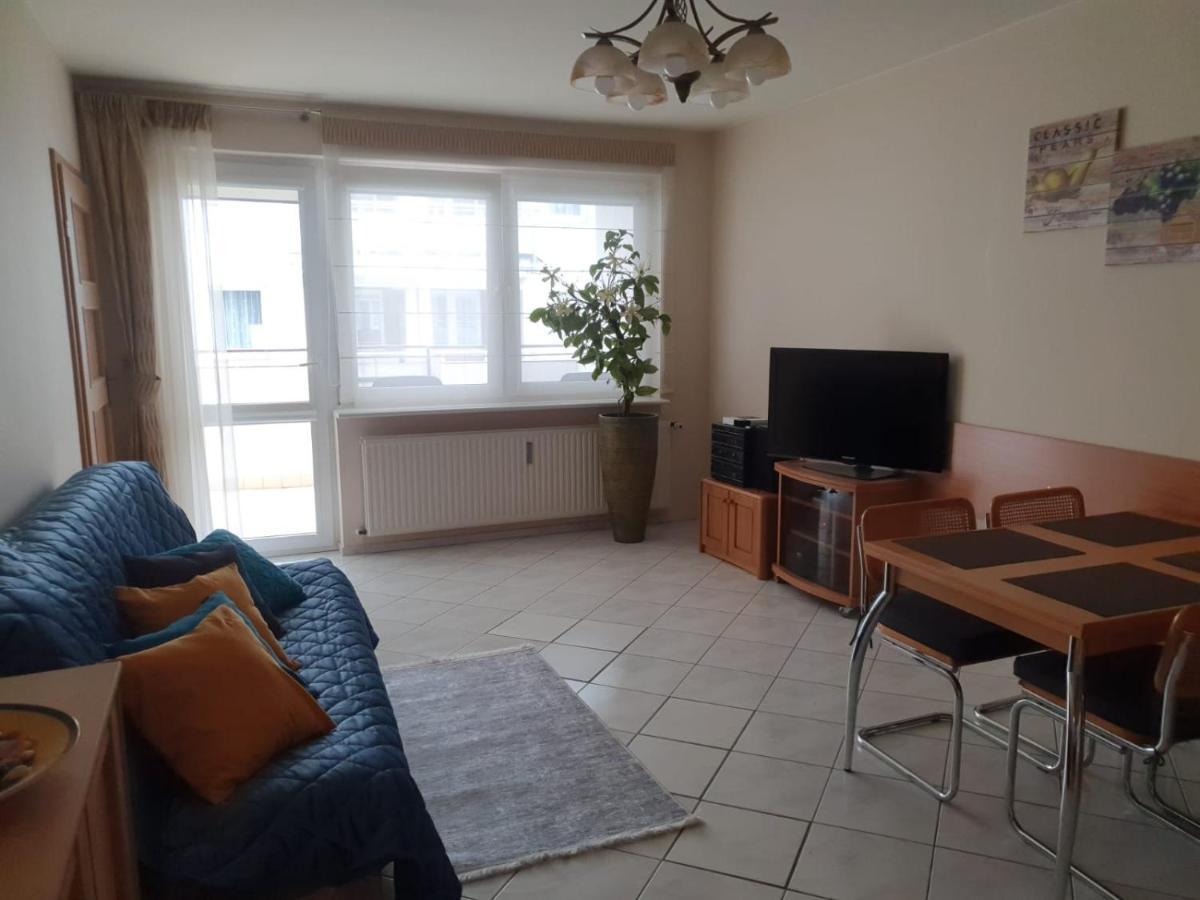 Apartament Koala Kolobrzeg, 50 M Do Plazy, Garaz-Po Wczesniejszej Rezerwacji U Wlascicieli, Wifi, Mile Widziane Czworonogi Exterior foto