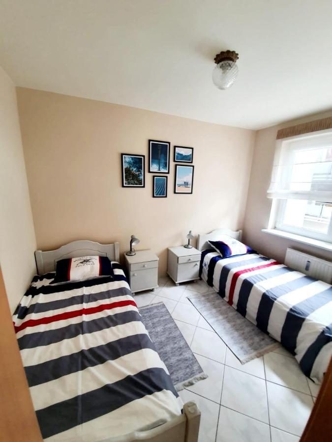Apartament Koala Kolobrzeg, 50 M Do Plazy, Garaz-Po Wczesniejszej Rezerwacji U Wlascicieli, Wifi, Mile Widziane Czworonogi Exterior foto